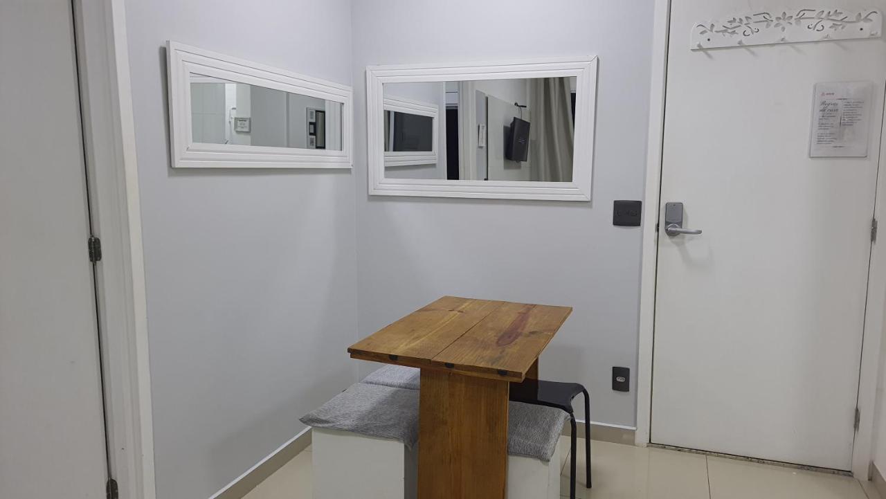 Apto Em Frente Ao Metro - Perto De Tudo - Centro Apartamento São Paulo